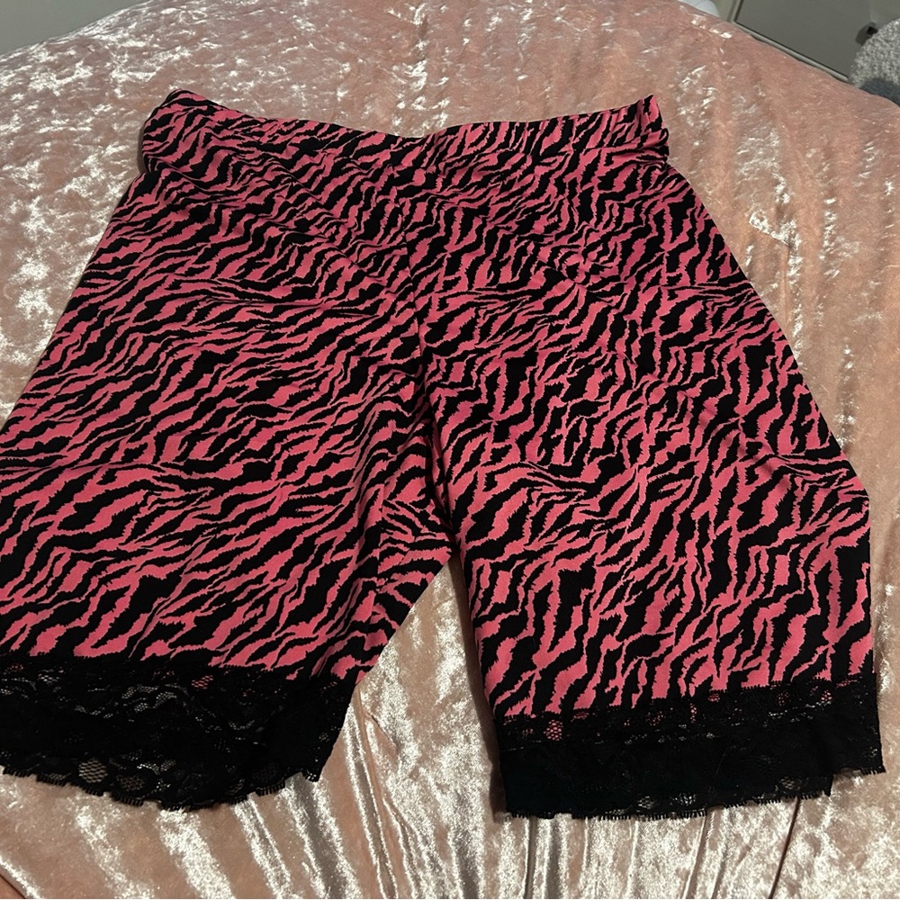 Sourpuss Pink Zebra Print Women's Shorts